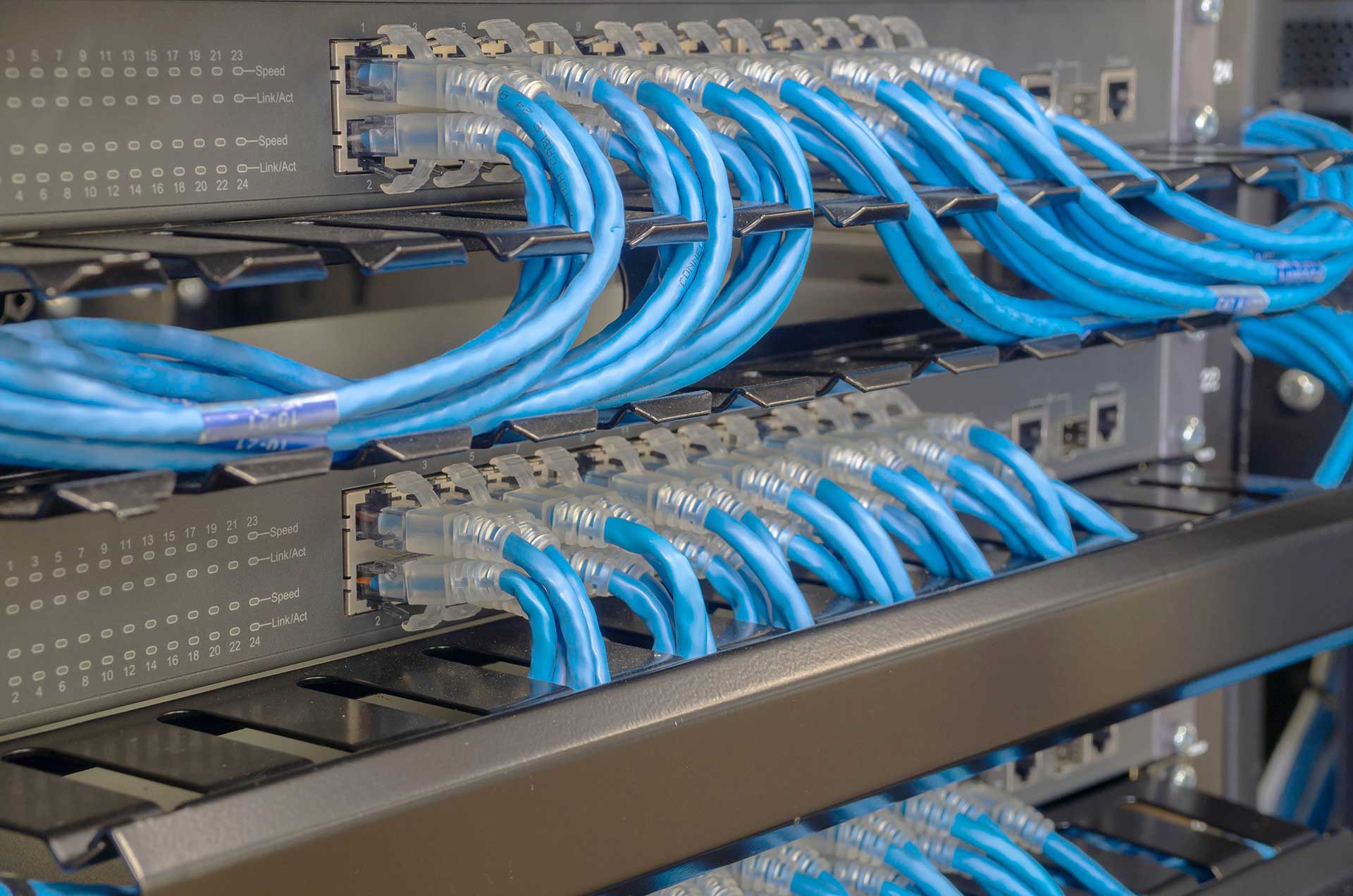 Networking-&-Structured-Cabling04